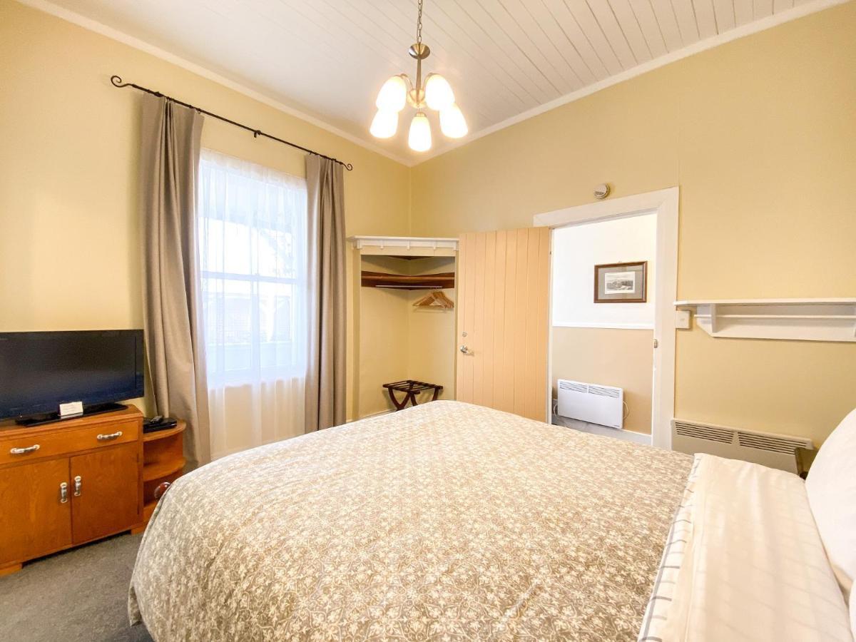 Tongariro Crossing Lodge ナショナル・パーク エクステリア 写真