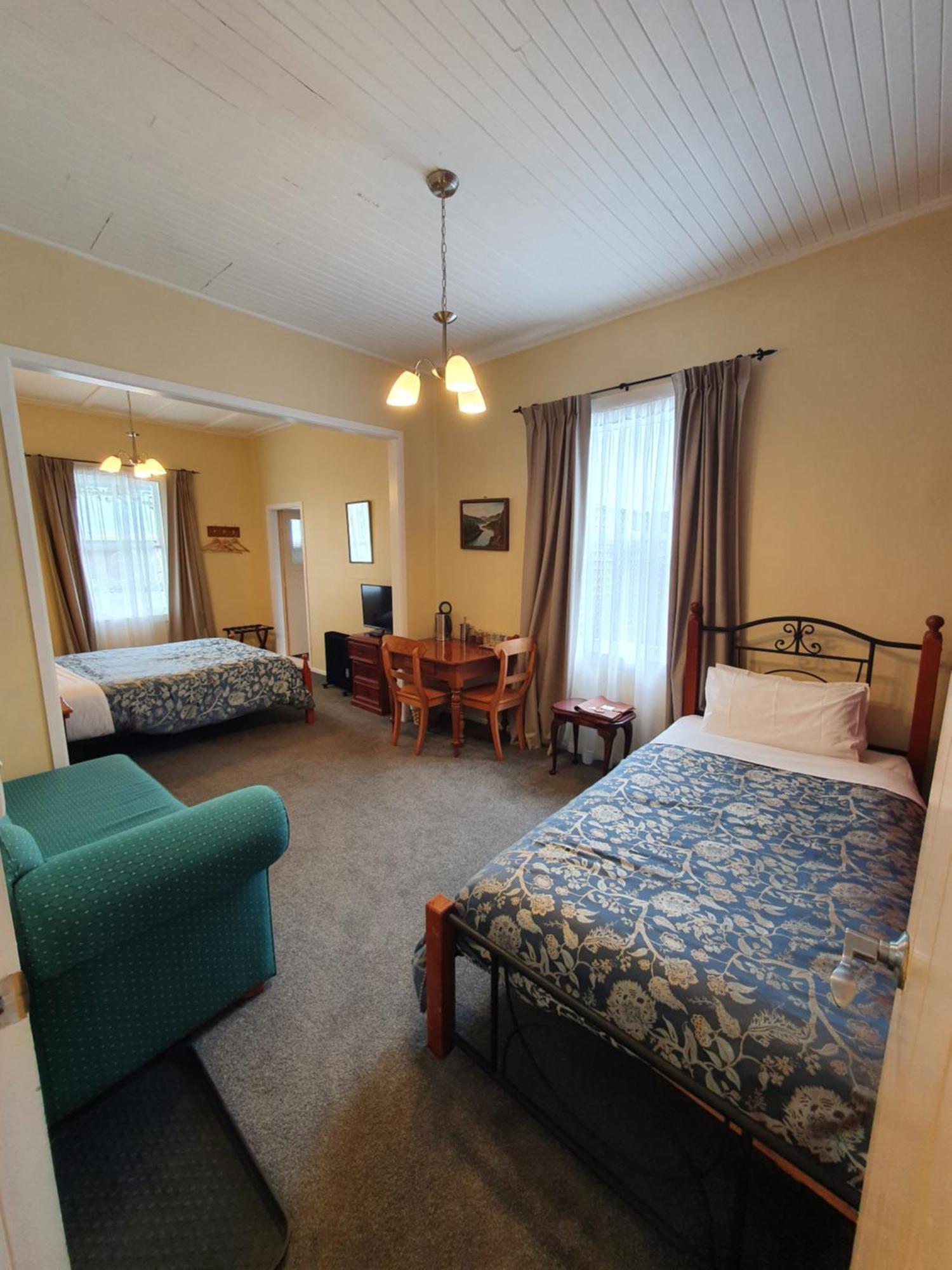 Tongariro Crossing Lodge ナショナル・パーク エクステリア 写真