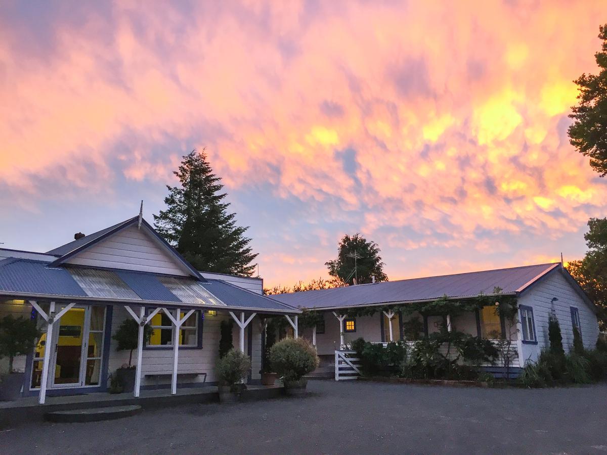 Tongariro Crossing Lodge ナショナル・パーク エクステリア 写真